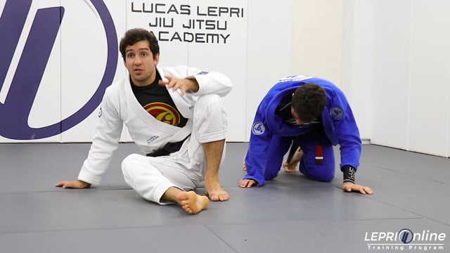 Half Lasso to De La Riva to Omoplata When Opponent Defends with Cartwheel