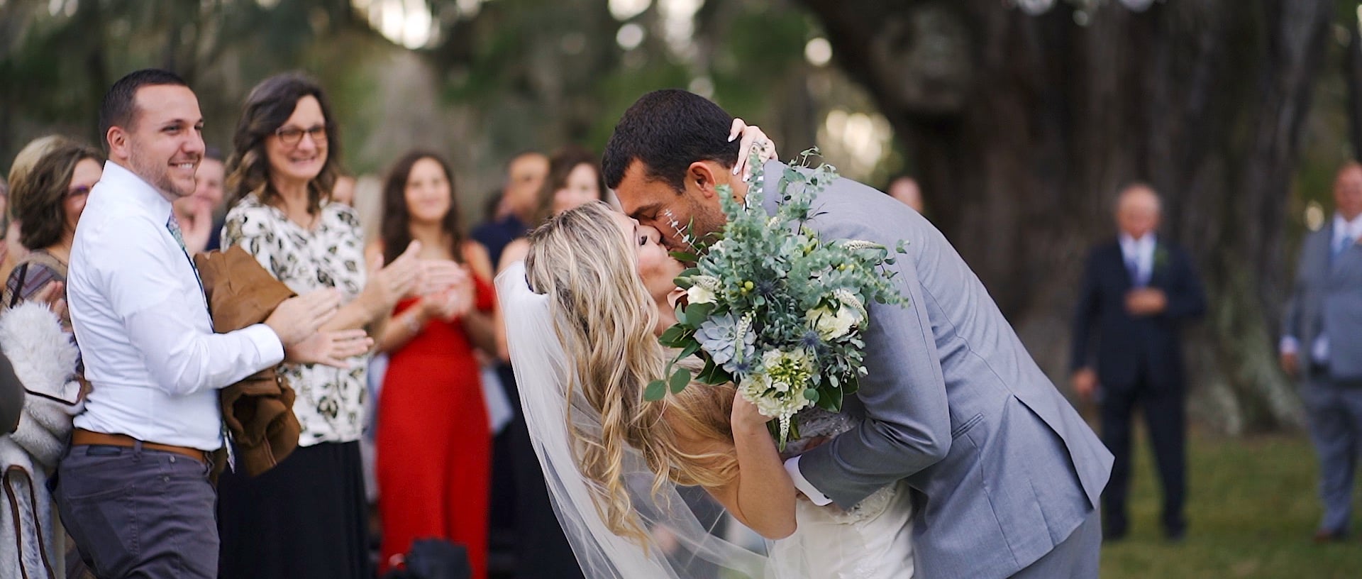 Video thumbnail for Santa Fe River Ranch Wedding Teaser | Rachel & Jeffrey