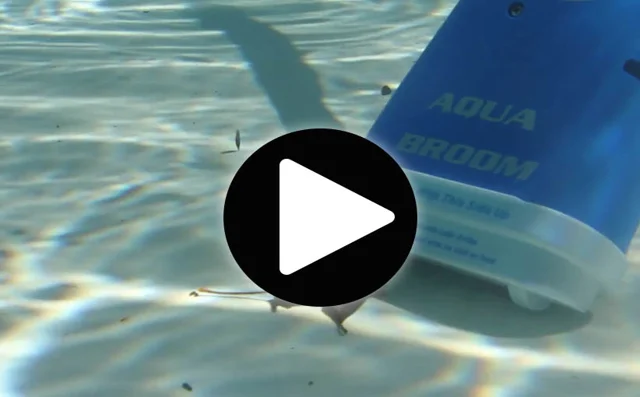 Aspirateur Aqua Broom à pile pour piscine hors sol - Provence