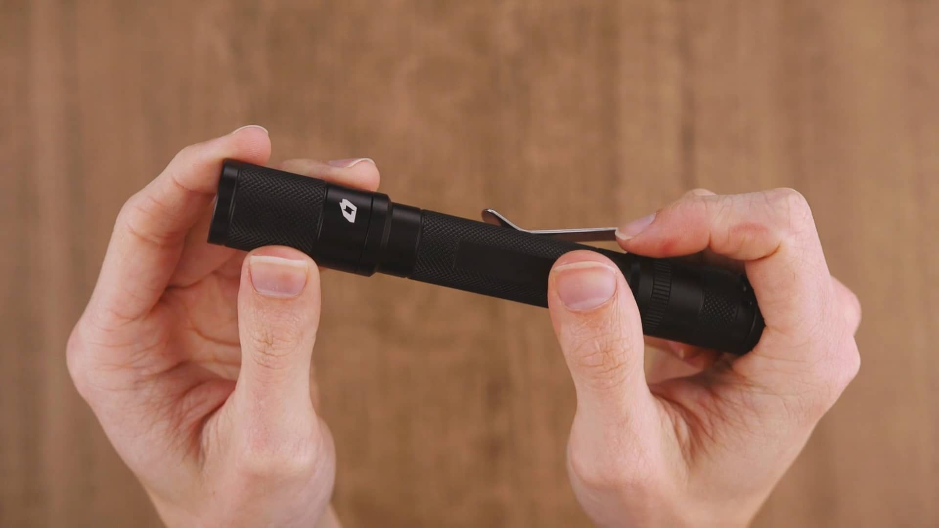 Prometheus Lights Quark Flashlight {Micromercial Tabletop POV} on Vimeo