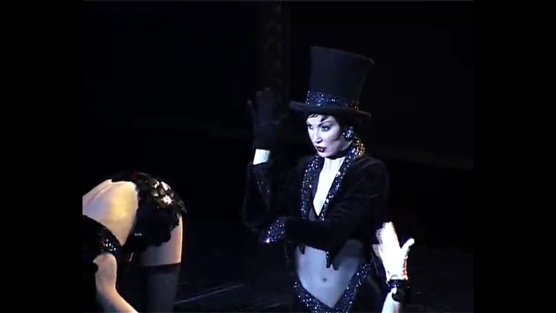 Laura Lago au Lido de Paris