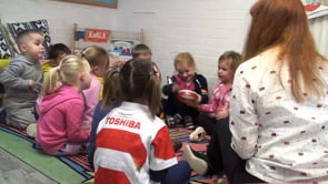 Can you pass the little drum? - Video