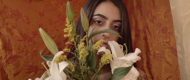 Rachel Robyn: The Flower Shoot on Vimeo