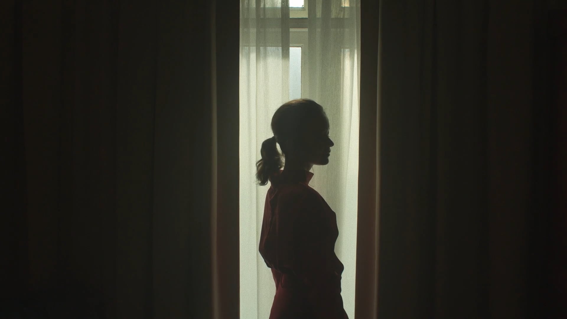 VC Fabric - The Curtain Women