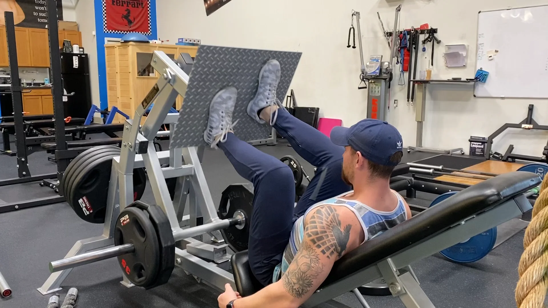 Staggered Leg Press on Vimeo