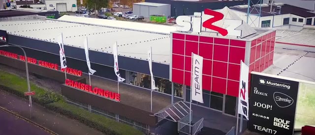 Wohnparc Dick in SIZZ - Sofa, Tisch und Stuhl