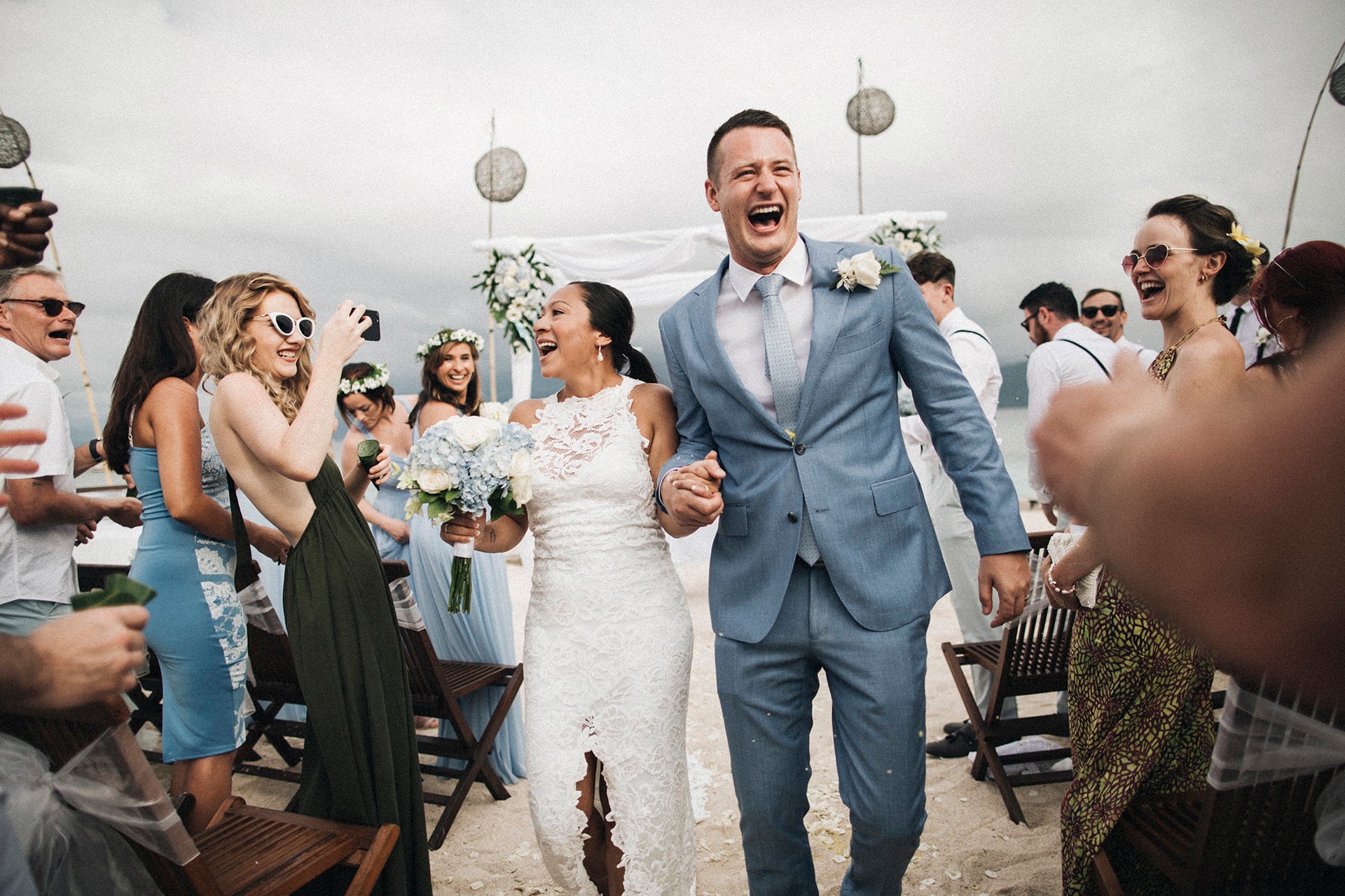 LOVE & LIGHTS authentische und lebendige Hochzeitsfotografie