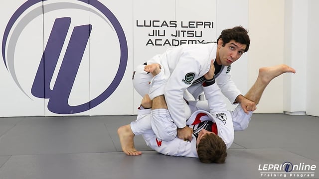 Defending Lapel Control While Passing Variation