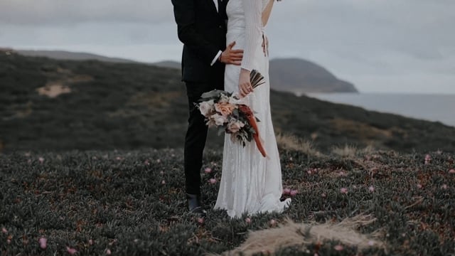 Chey & Sophie || Bruny Island, Tasmania, AUS