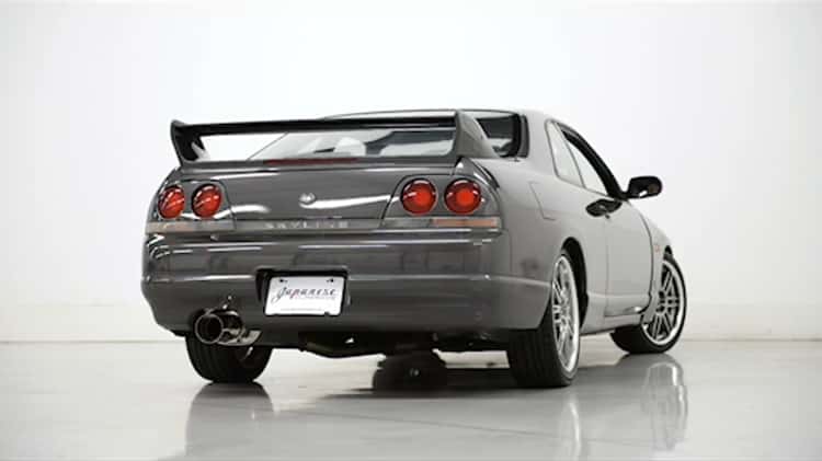 Nissan Skyline GTR and Nissan Skyline GTS4 Differences and Similarities