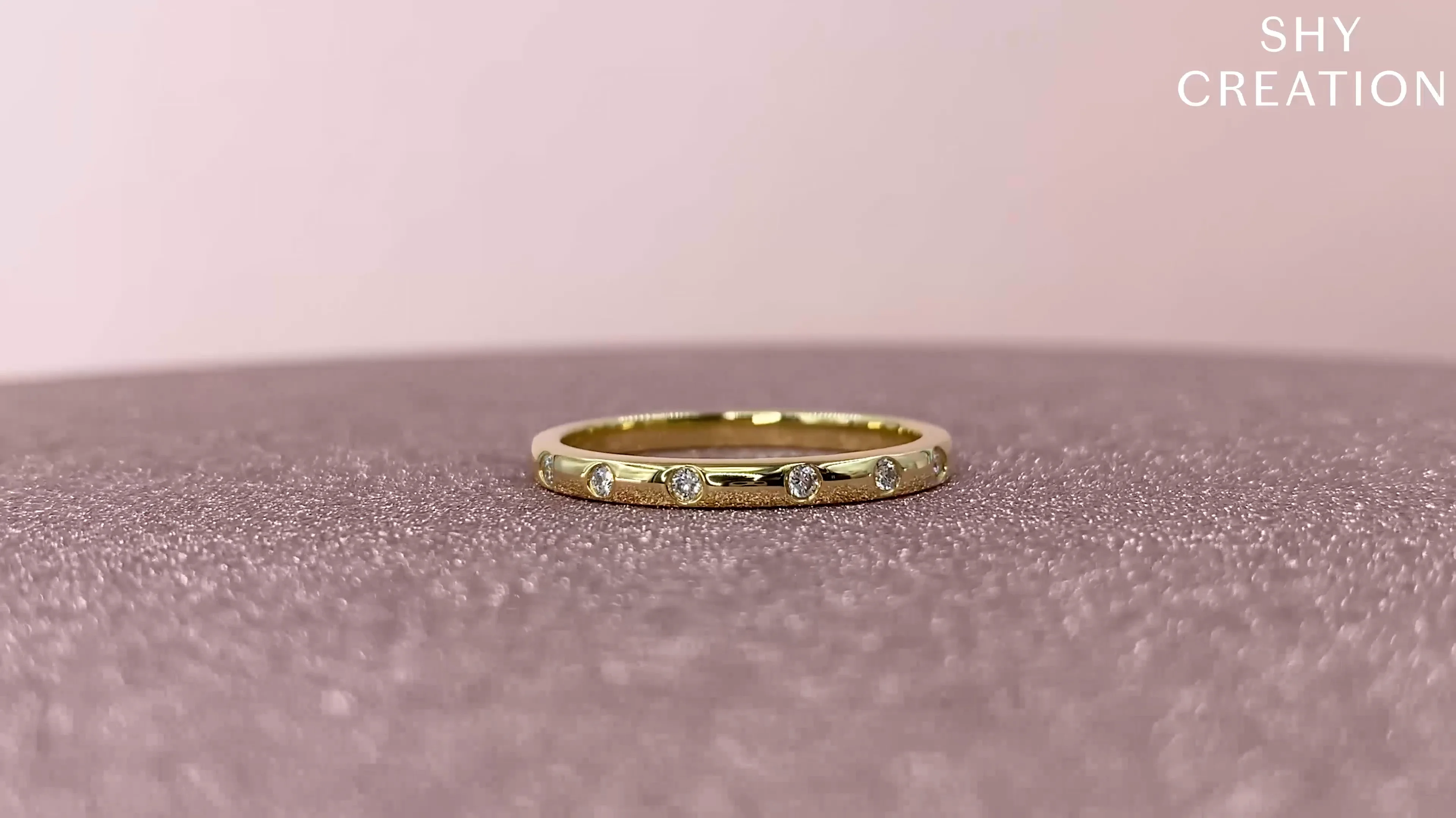 0.07CT DIAMOND BAND – Shy Creation