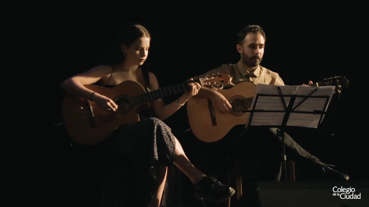 Himno Nacional Argentino en el Acto de Fin de Curso 2019 del Colegio de la Ciudad / ND Teatro