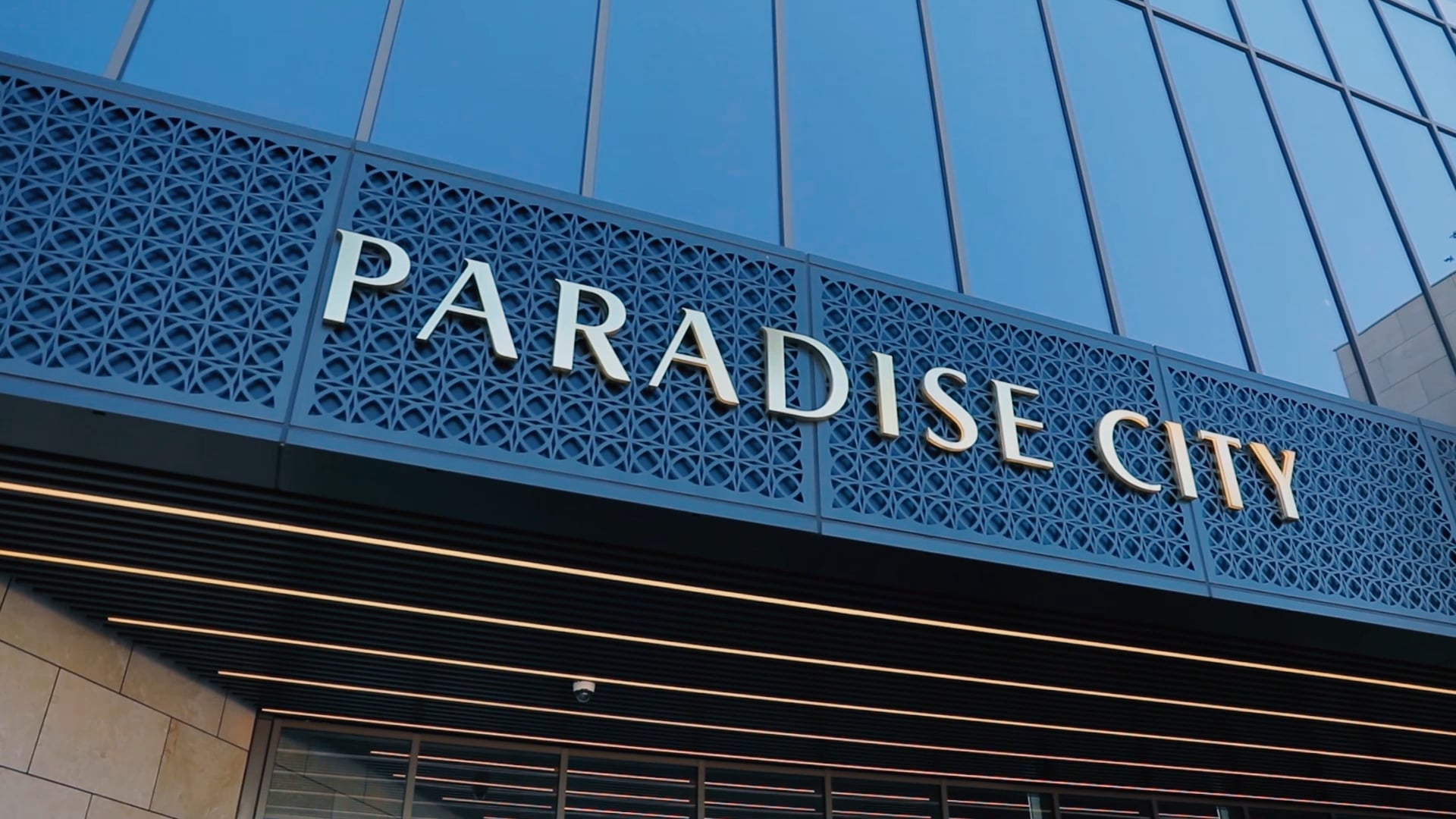 PARADISE CITY