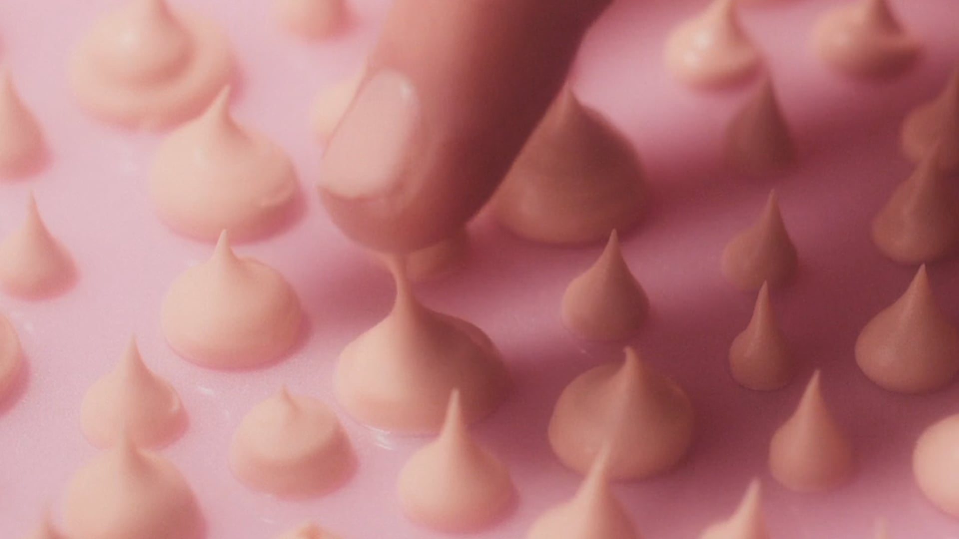 BENEFIT POREfessional PEARL Commercial