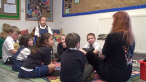 Mrs Crocosaurus singing in tune - Video