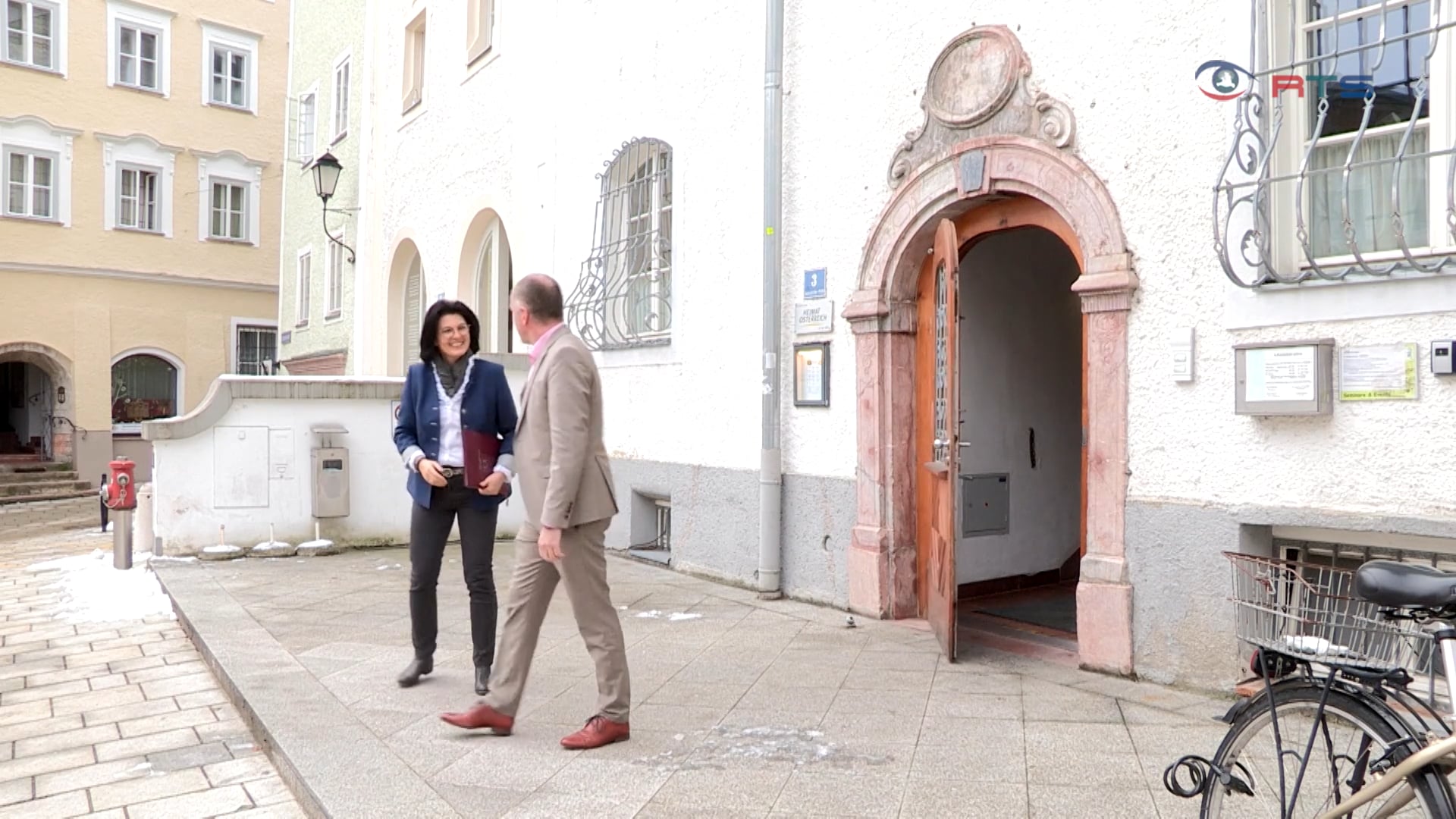 das-ja-wort-in-einem-stueck-zeitgeschichte-heiratslocations-in-hallein