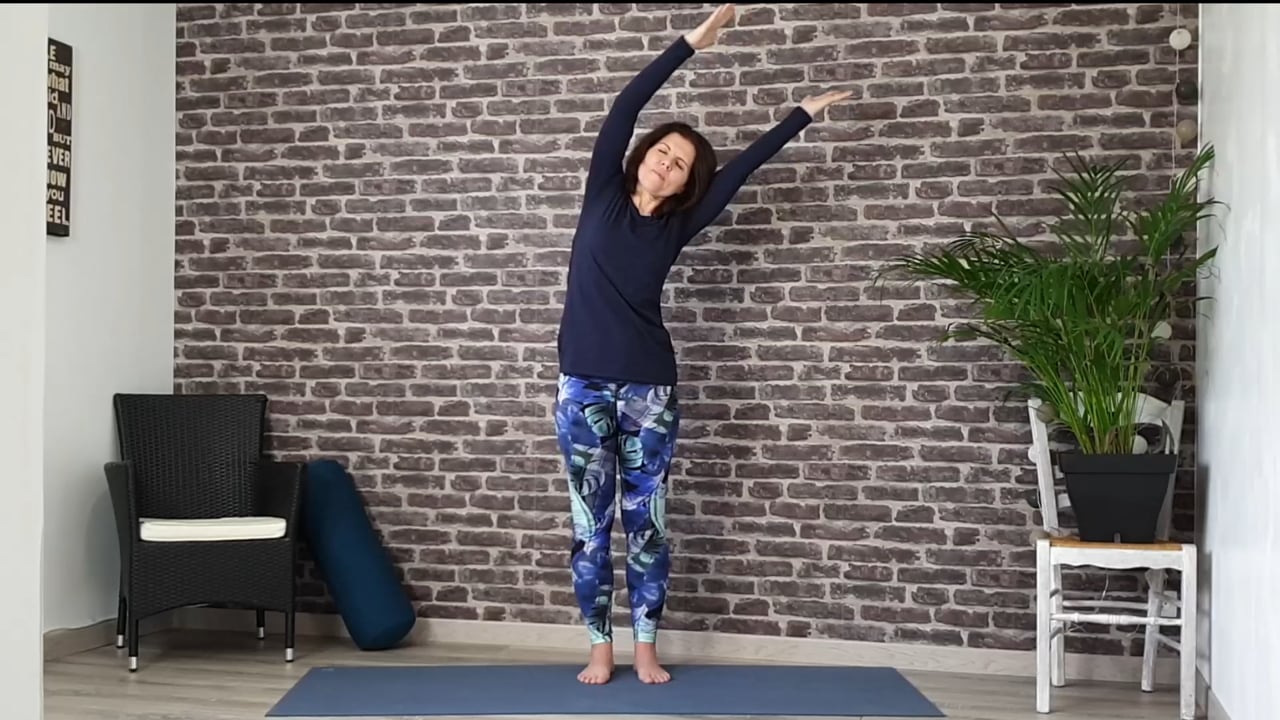 Jour 11. Cours de yoga - Assouplir le haut du corps en 10 minutes avec Alexandra Berroyer (10 min)