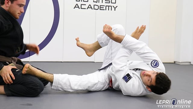 Loop Choke - BJJ Submission