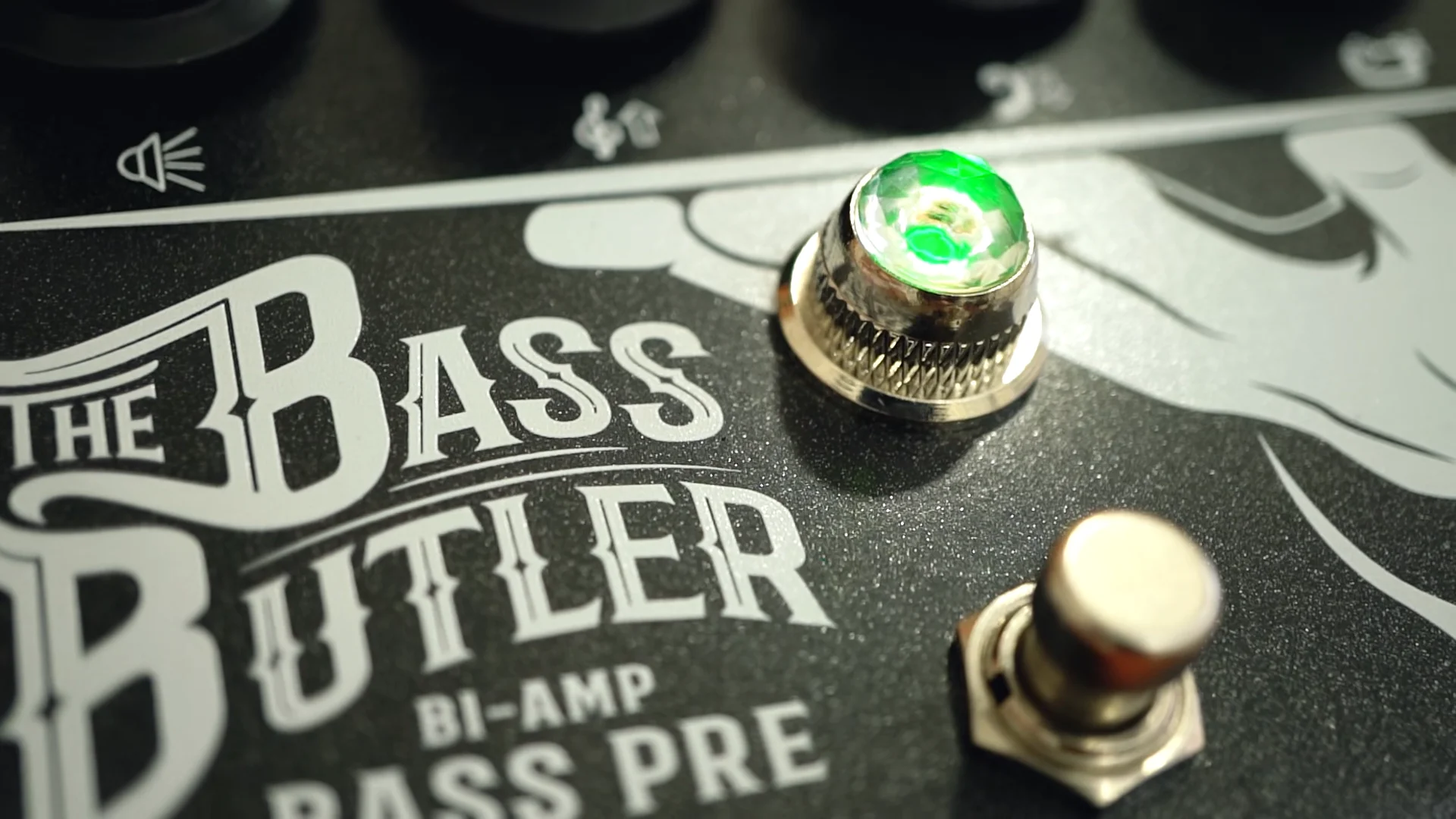 があります。 Bass Butler – Orange Amps があります。 Bass Butler – Orange Amps
