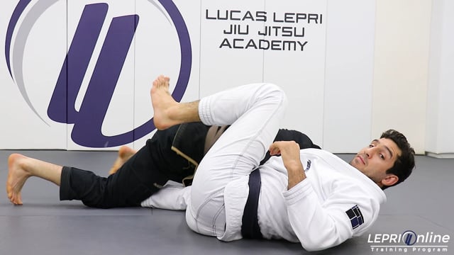 Smash Pass Defense to Collar Drag Variation when Opponent Stands Up