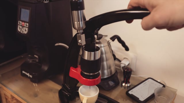 Smart Espresso Profiler for the Robot Barista – Naked portafilter