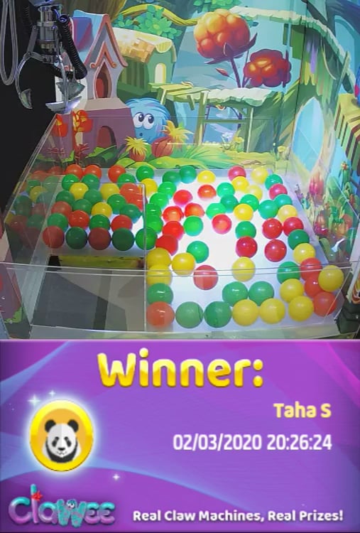 I played Clawee and won a real prize! Check it out --->! on Vimeo