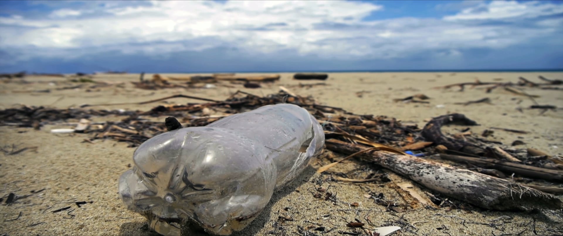 NatGeo - Plastics - 2 min