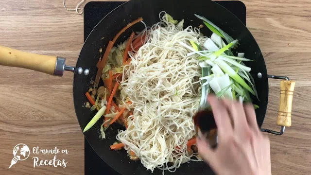 Fideos chinos (noodles) con pollo - Receta Companion Connect XL