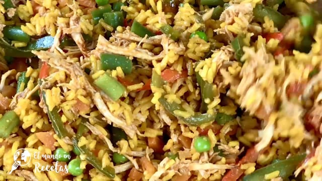 Delicioso Arroz con Pollo Colombiano