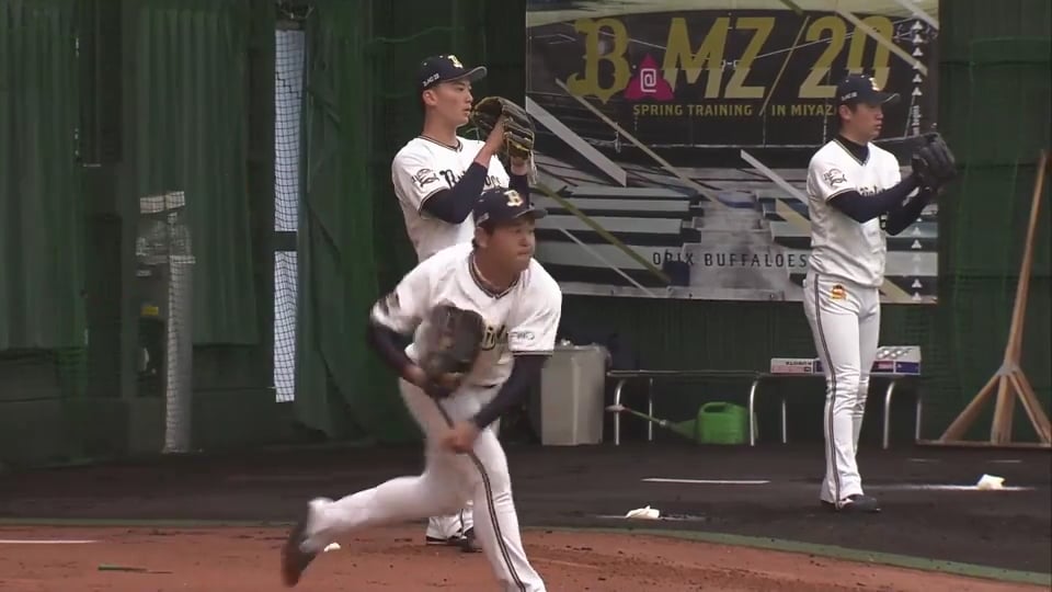 【バファローズ春季キャンプ】バファローズ高卒ルーキー・宮城と前が揃ってブルペン 2020/2/12