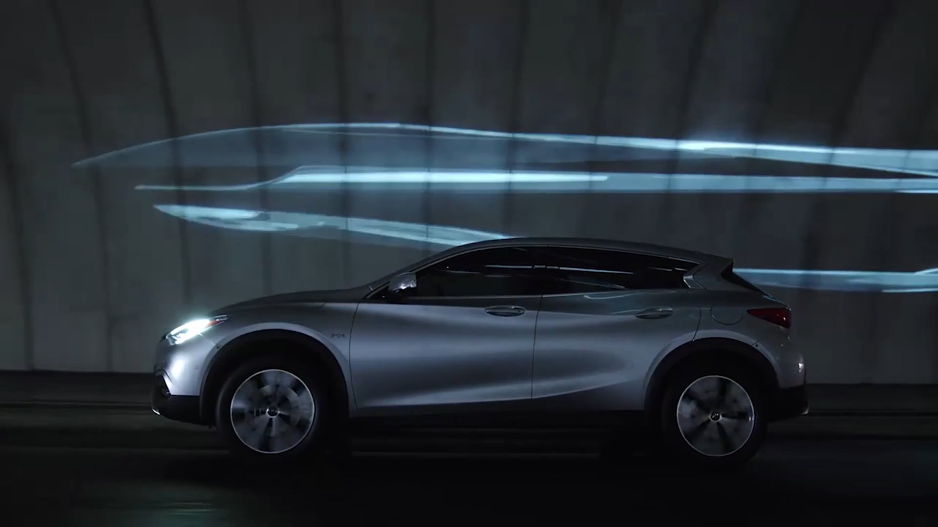 Infiniti  QX30  00_30  Richard De Aragues