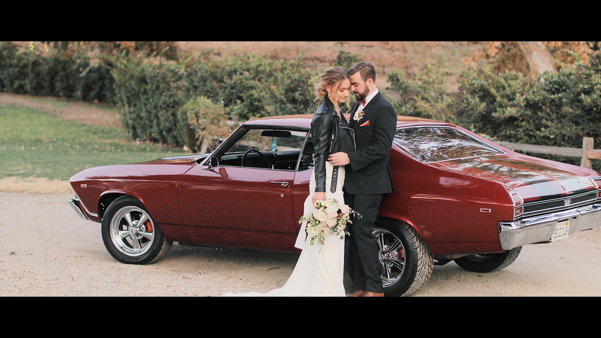 Lindsey & Matt - Triunfo Creek Vineyards, California