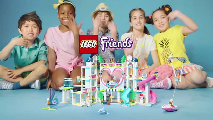 Lego friends cheap resort 2018