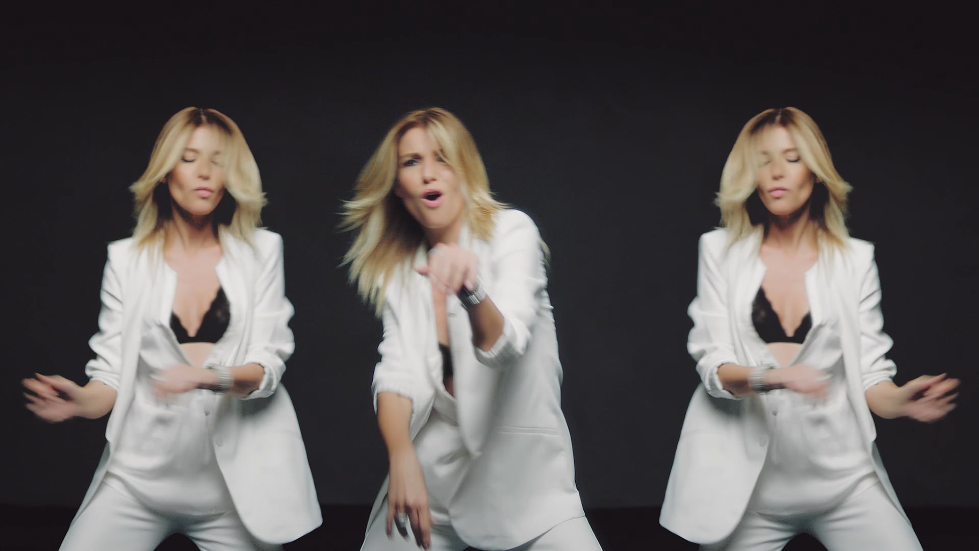 Gülben Ergen - Yansın Bakalım (Music Video) | 2017