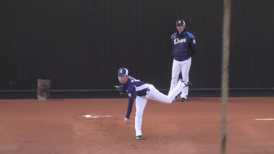 【ライオンズ春季キャンプ】ライオンズ・齊藤大がブルペンで投球練習 2020/2/18