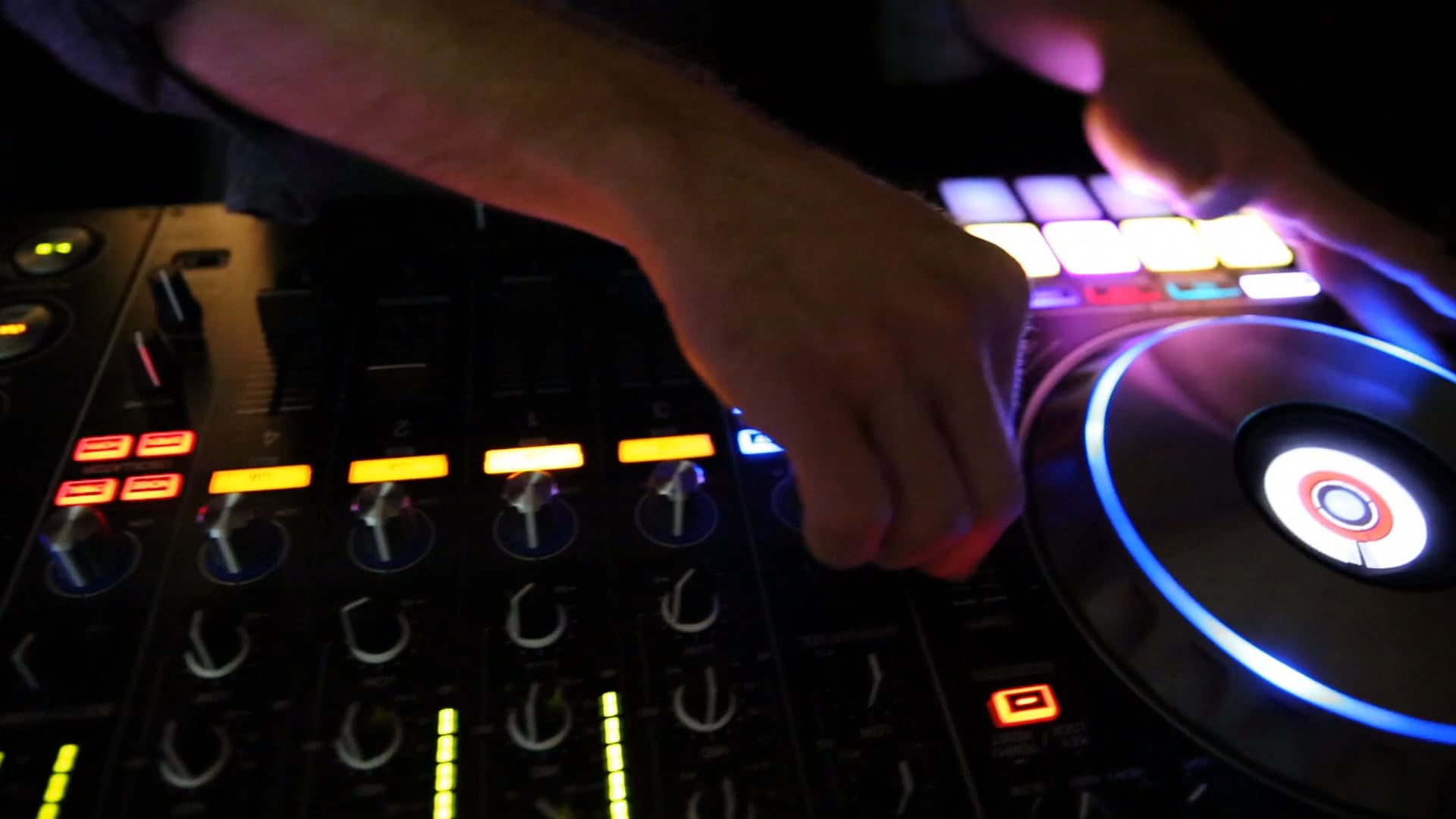 Redshoe DJ's