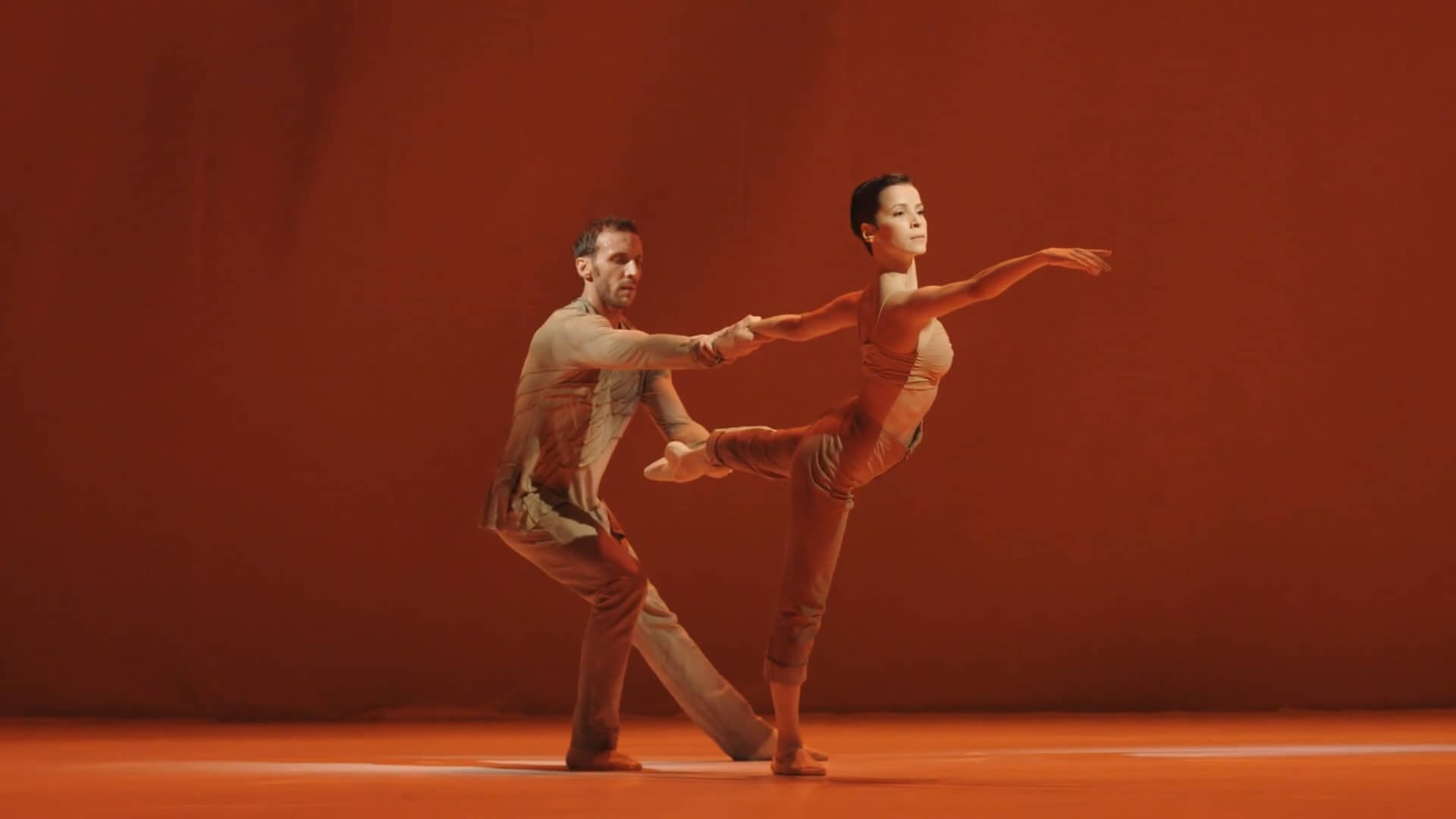 Fall - Ballet du Grand Théâtre de Genève (teaser) on Vimeo