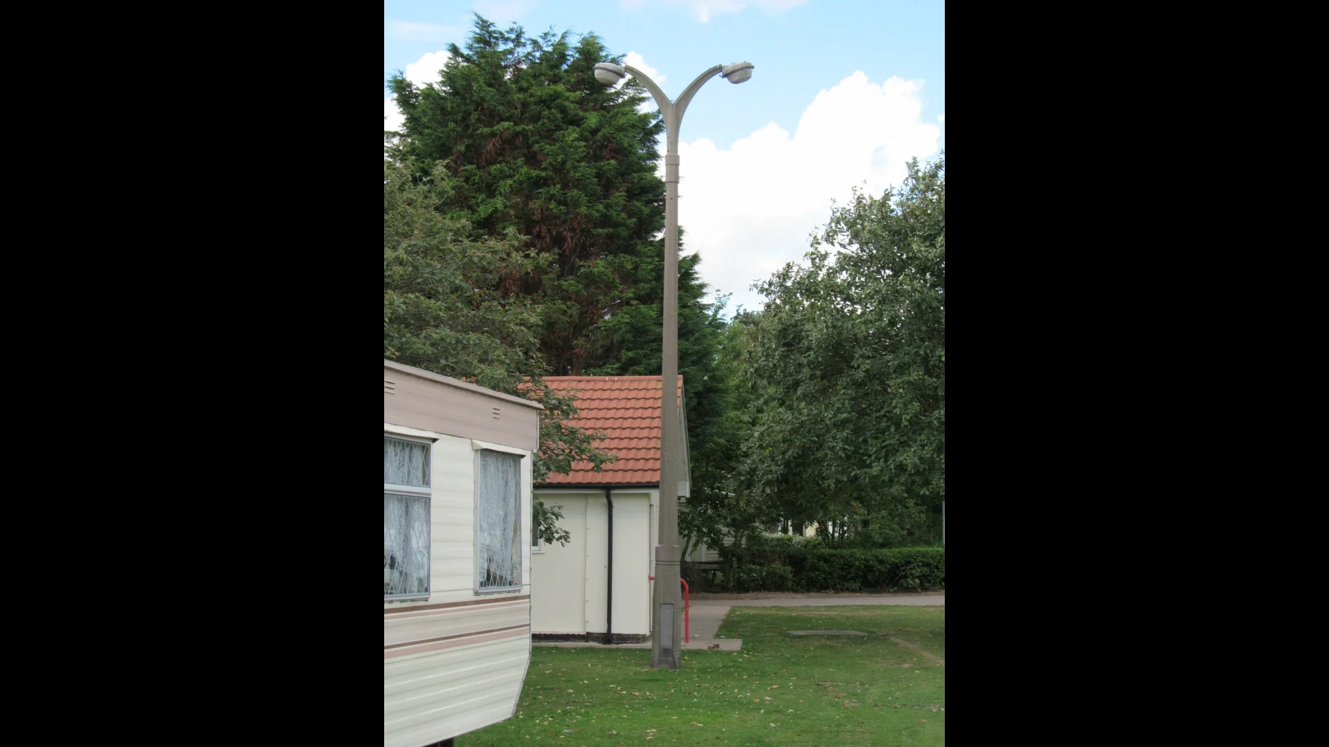 Concrete lamp posts 27 Cleethorpes & Grimsby on Vimeo