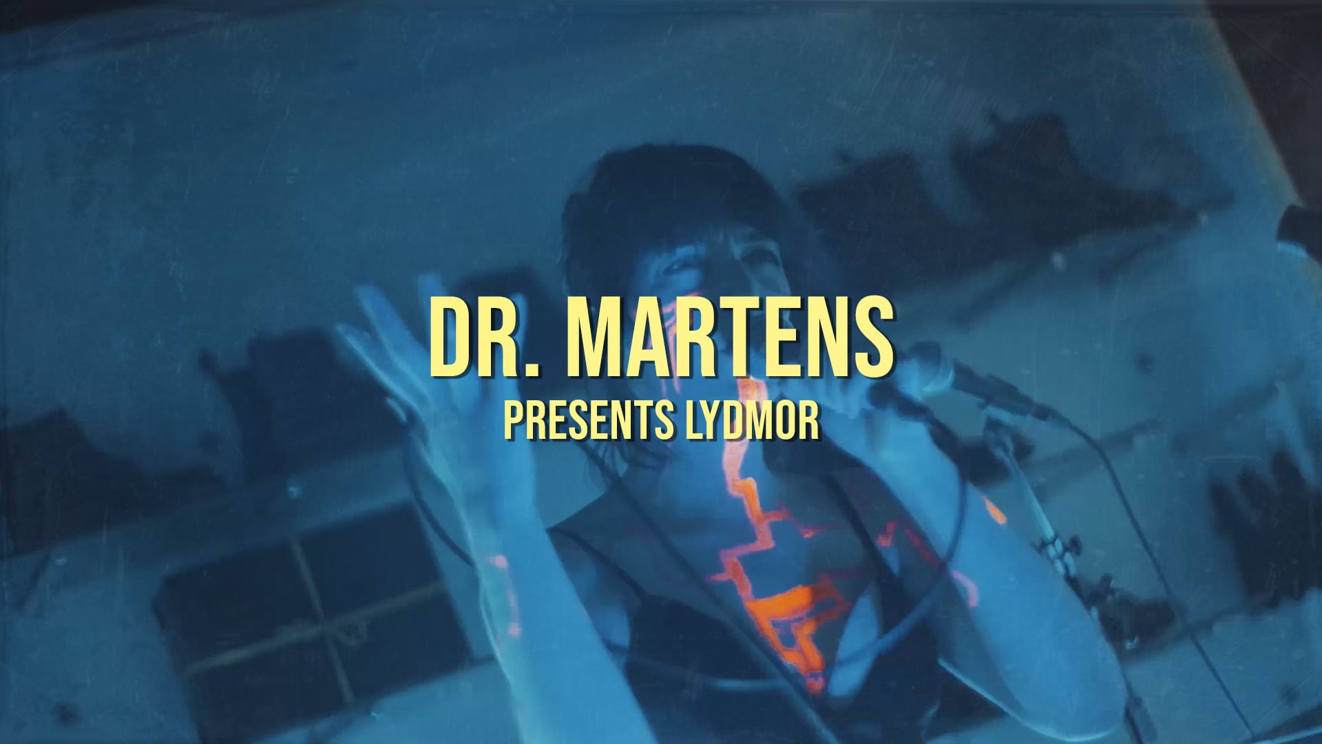 DR. MARTENS — PRESENTS LYDMOR