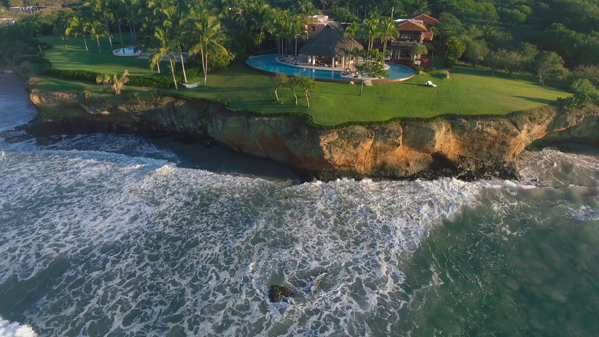 RESORT MARKETING