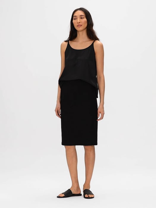 The Style and Elegance of a Black Pencil Skirt – Elizabeth's Custom Skirts