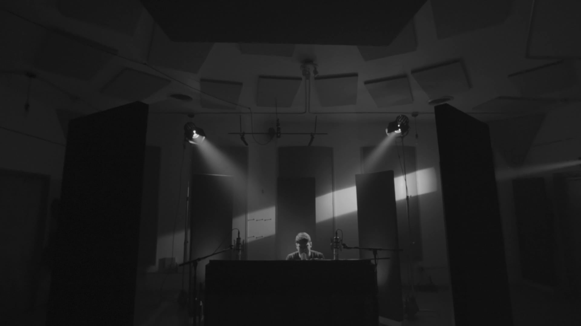LIVE recording of "VEINS," single release by artist Ben Wylen