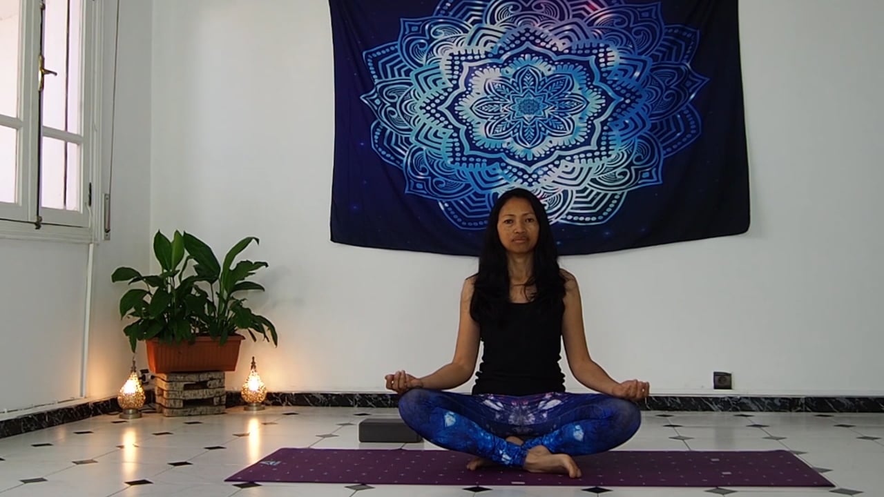 9. Yoga du matin - Réveil en douceur avec Aline Rakotoson