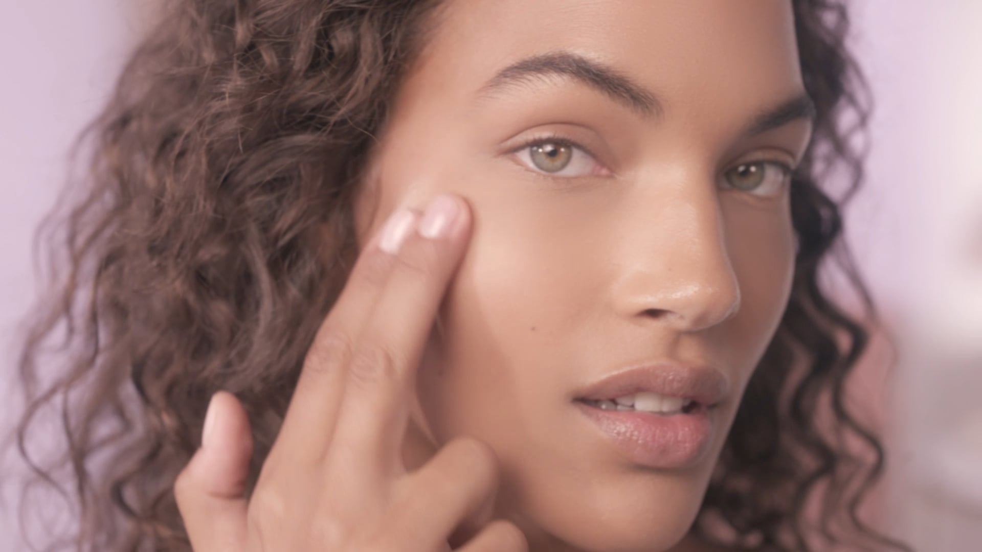 Laura Mercier Blurring Primer Campaign