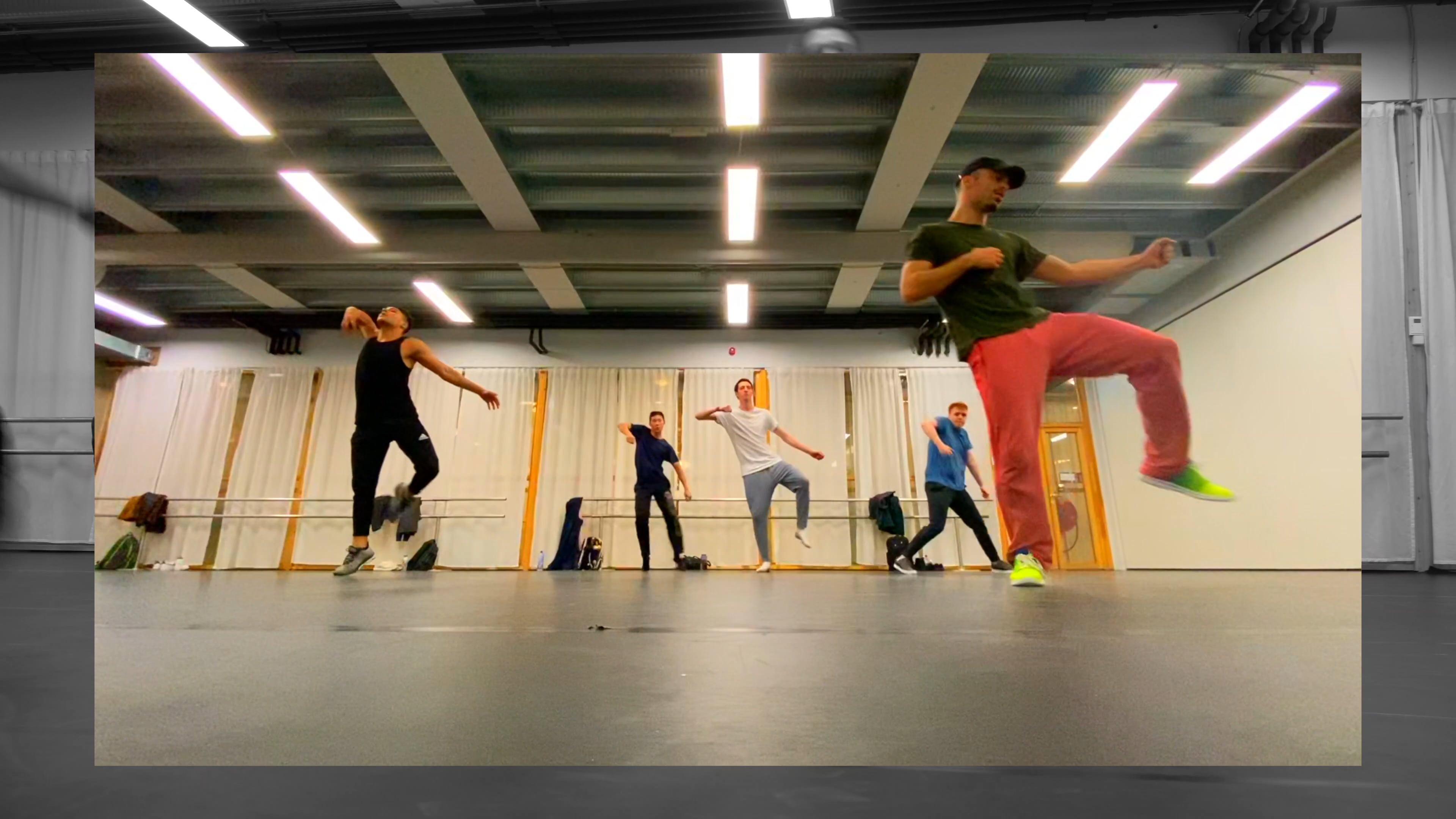 Class - Amsterdam Dance Centre & Chassé Dance Studios on Vimeo