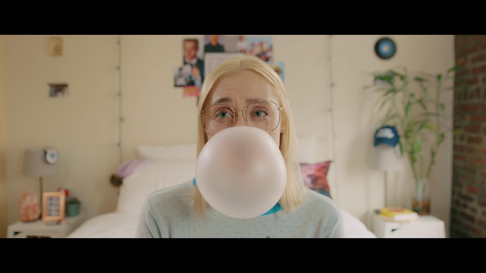 The Big Nobody Trailer