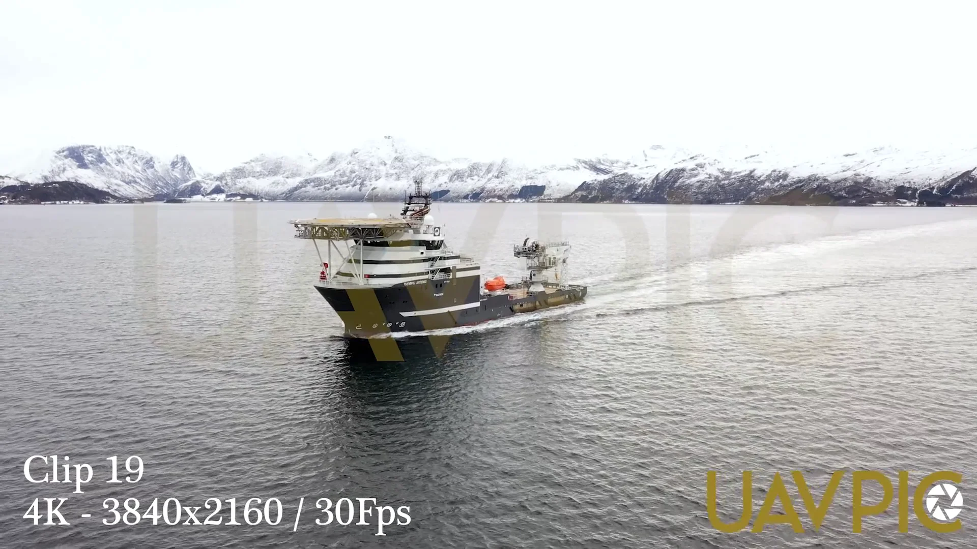 OLYMPIC INSIDE THROUGH 船 80-230 Aramica 2025 Tige 23ZX | Germaine Marine
