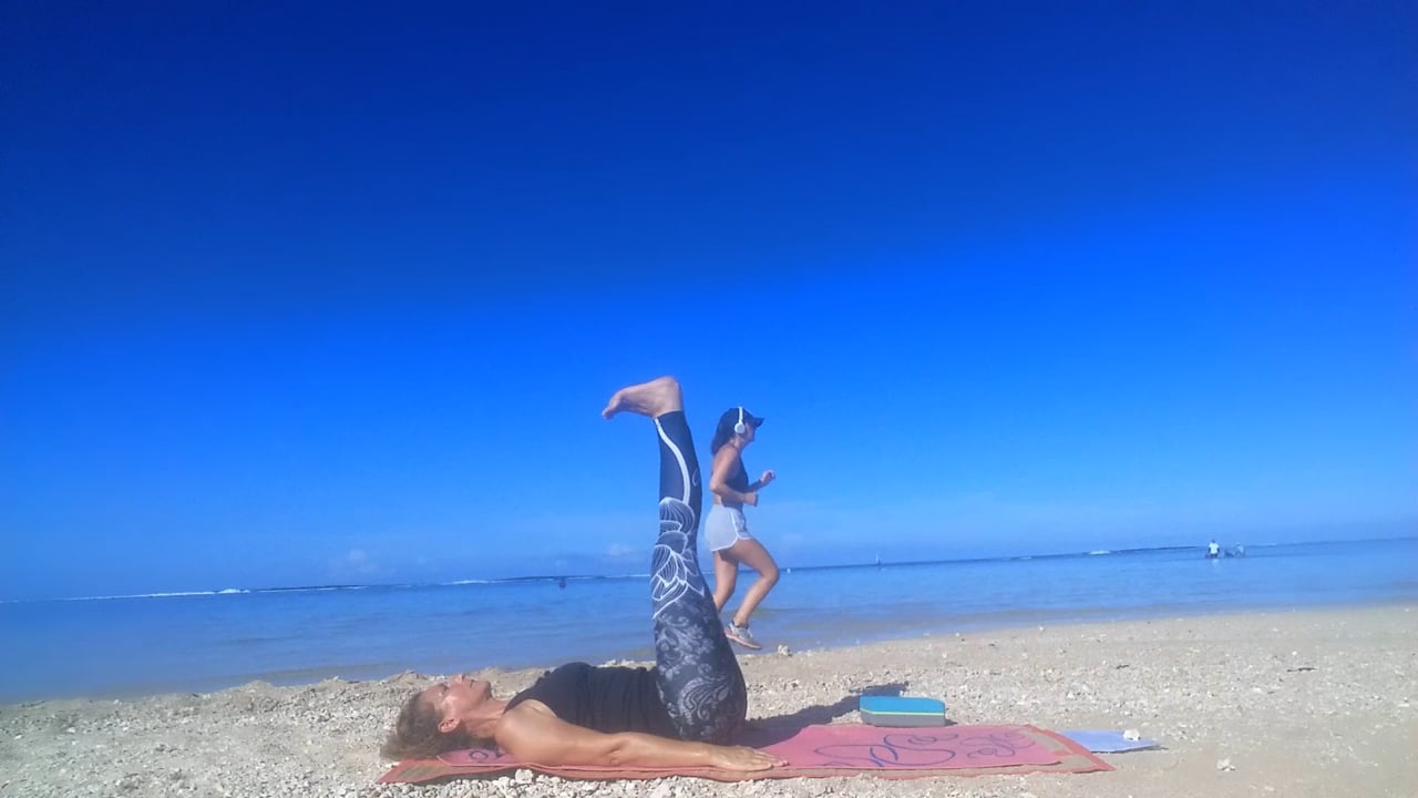 3. Yoga : L'énergie du printemps avec Valérie Penet (39 minutes)