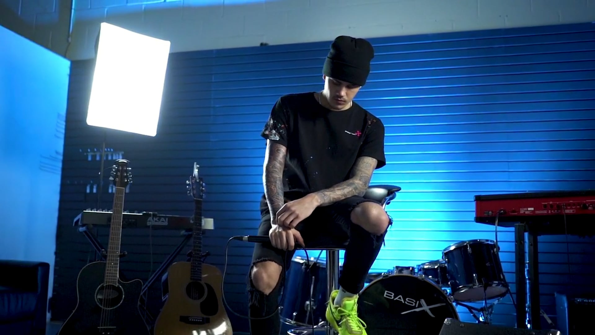 Brad Sousa - Whip (Live Music Session)
