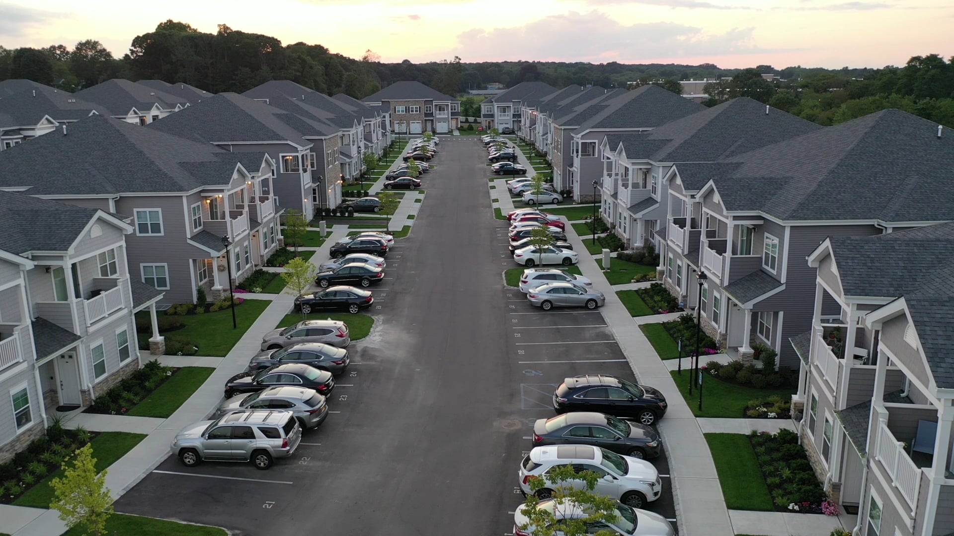 Engel Burman_Seasons at Elwood_11157_rev on Vimeo